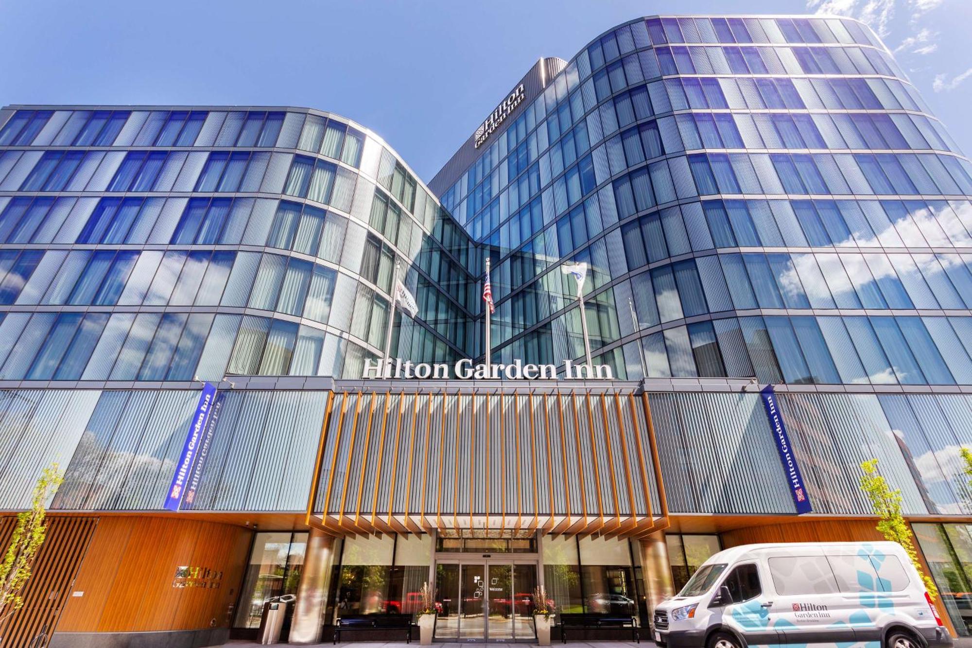 Hilton Garden Inn Boston Brookline, Ma Eksteriør billede